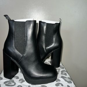 Steve Madden booties